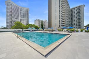 5601 Collins Ave 511, Miami Beach