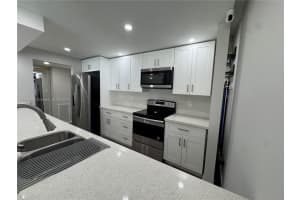 7081 Environ Blvd 140, Lauderhill