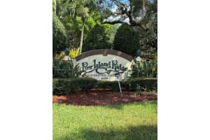 9450 Poinciana Pl 108, Davie
