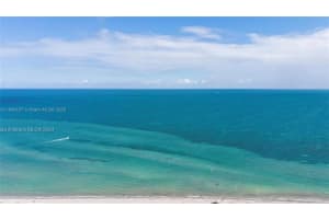 170 Ocean Lane Dr 405, Key Biscayne