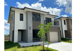1163 Nw 1st St, Florida City