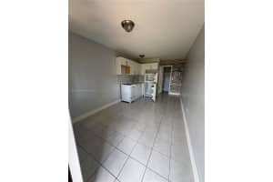 401 Nw 43rd Ct 4, Oakland Park