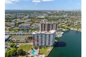11111 Biscayne Blvd 15f, Miami