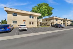 3660 Sw 60th Ave 2, Davie