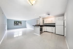 9020 Ne 8th Ave 2g, Miami Shores