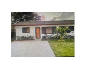 250 Sw 10th Ave 1-2, Hallandale Beach