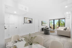 1121 Crandon Blvd D304, Key Biscayne