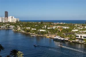 20191 E Country Club Dr 1405, Aventura