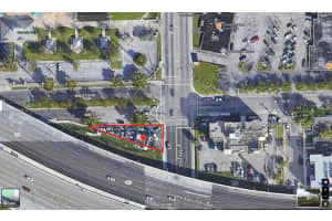 2200 Nw 11th St, Miami