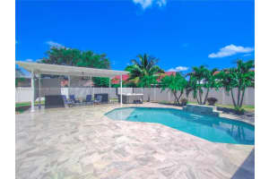 5780 Sun Pointe Circle, Boynton Beach