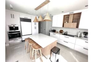 15901 Collins Ave 604 Seasonal, Sunny Isles Beach