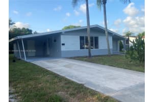 4557 Nw 3rd St ., Plantation