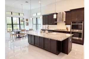 12150 S Bastille Cir S, Parkland