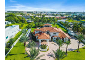 9861 Nw 135th St, Hialeah Gardens