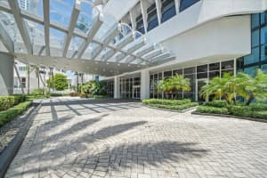 6301 Collins Ave 2705, Miami Beach