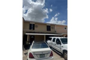 4600 Nw 195th St, Miami Gardens