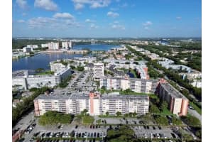 1770 Ne 191st St 717-1, Miami