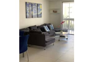 610 Ne 12th Ave 308, Hallandale Beach