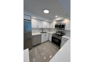 701 Three Islands Blvd 108, Hallandale Beach