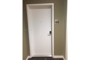 7751 Nw 107th Ave 805, Doral