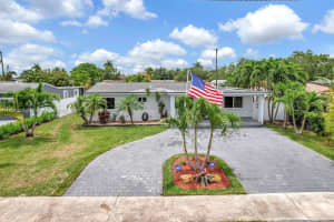 1420 Ne 11th St 1420, Homestead