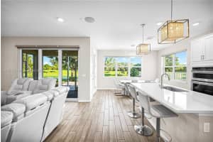 1541 Trailhead Ter, Hollywood