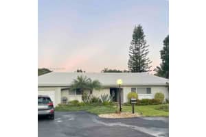 1013 E Cypress Dr V-31, Pompano Beach