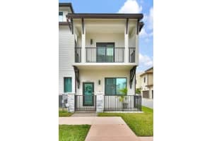 4700 Nw 83rd Psge ., Doral