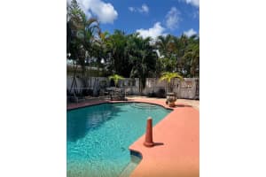 2410 Thomas St 3c, Hollywood