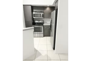 3340 N Pinewalk Dr N 1524, Margate