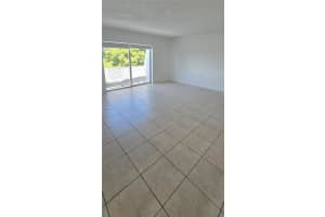 11110 Sw 196th St 405, Cutler Bay