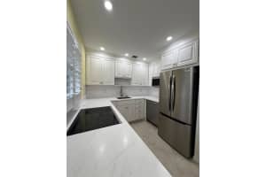 2929 Se Ocean Blvd 143-10, Stuart