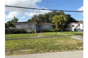 7850 Sw 16th St, Miami