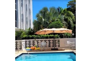 2425 Ne 135th St 401, North Miami
