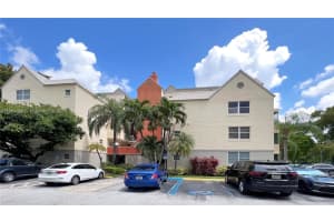 8323 Lake Dr 406, Doral 8323 Lake Dr 406, Doral
