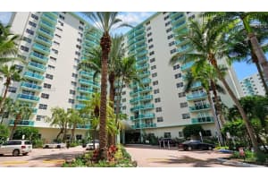 3901 S Ocean Dr 2d, Hollywood