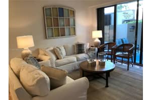 201 Crandon Blvd 120, Key Biscayne