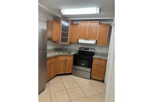2415 Lincoln St 106, Hollywood