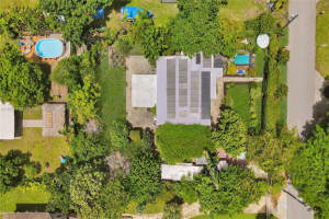 70 Ne 152nd St, Miami