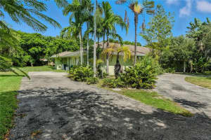 17900 Sw 77th Ave, Palmetto Bay