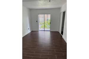 6625 W 4th Ave 204, Hialeah