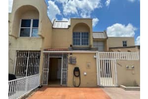 3810 W 11th Ave 34, Hialeah