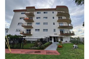 7150 Indian Creek Dr 506, Miami Beach
