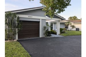 16867 Royal Poinciana Dr N/a, Weston