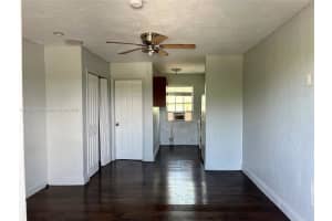 5010 Pembroke Rd 2, West Park 5010 Pembroke Rd 2, West Park