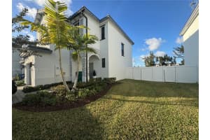 631 Nw 204th St, Miami Gardens