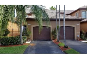 1354 Veracruz Ln 3-8, Weston