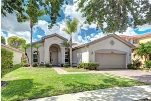 19138 Stonebrook St, Weston