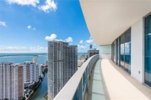 200 Biscayne Boulevard Way 5101, Miami
