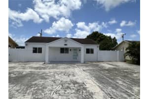 770 Se 4th Pl, Hialeah